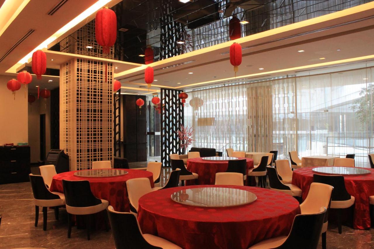 Po Hotel Semarang Dış mekan fotoğraf