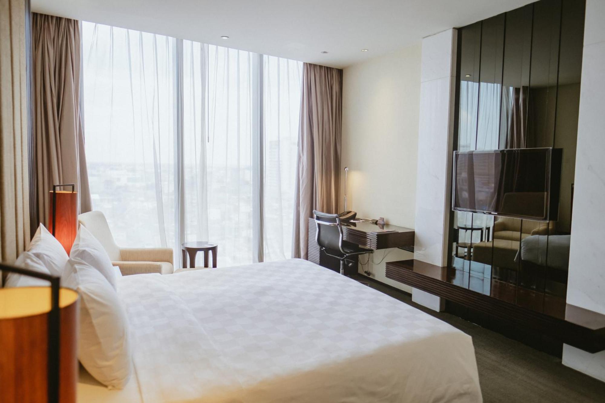 Po Hotel Semarang Dış mekan fotoğraf