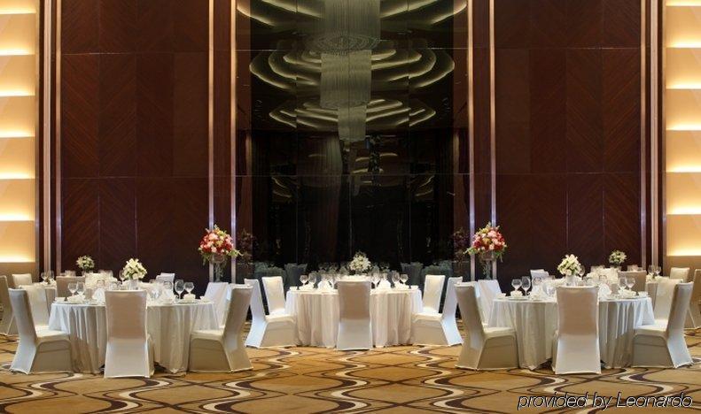 Po Hotel Semarang Restoran fotoğraf